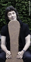 SteveHackettPress2
